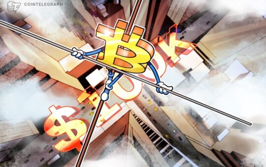 Bitcoin Due $100,000 Next as $107,400 CME Gap Battle Begins